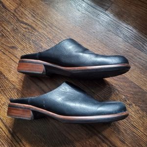 NOAT black mules 37